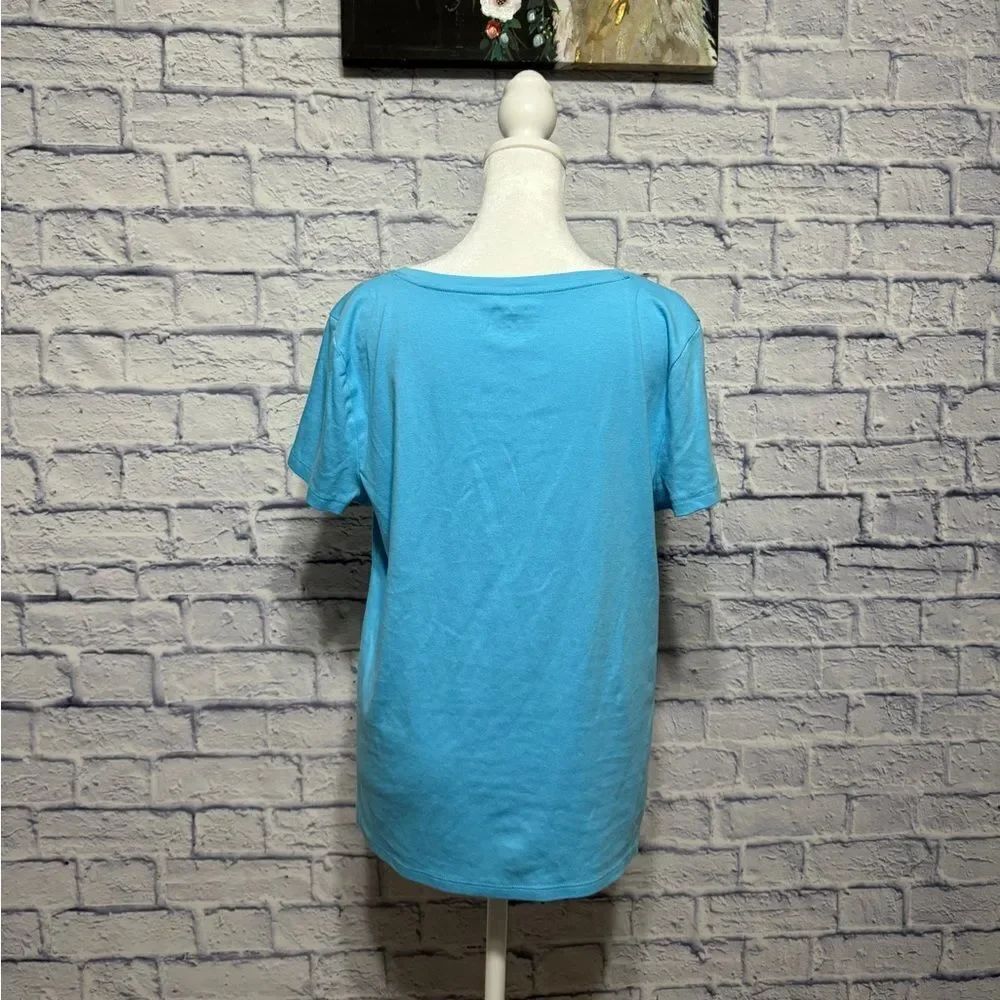 💜 Talbots blue stretch weekend tee - Picture 2 of 8